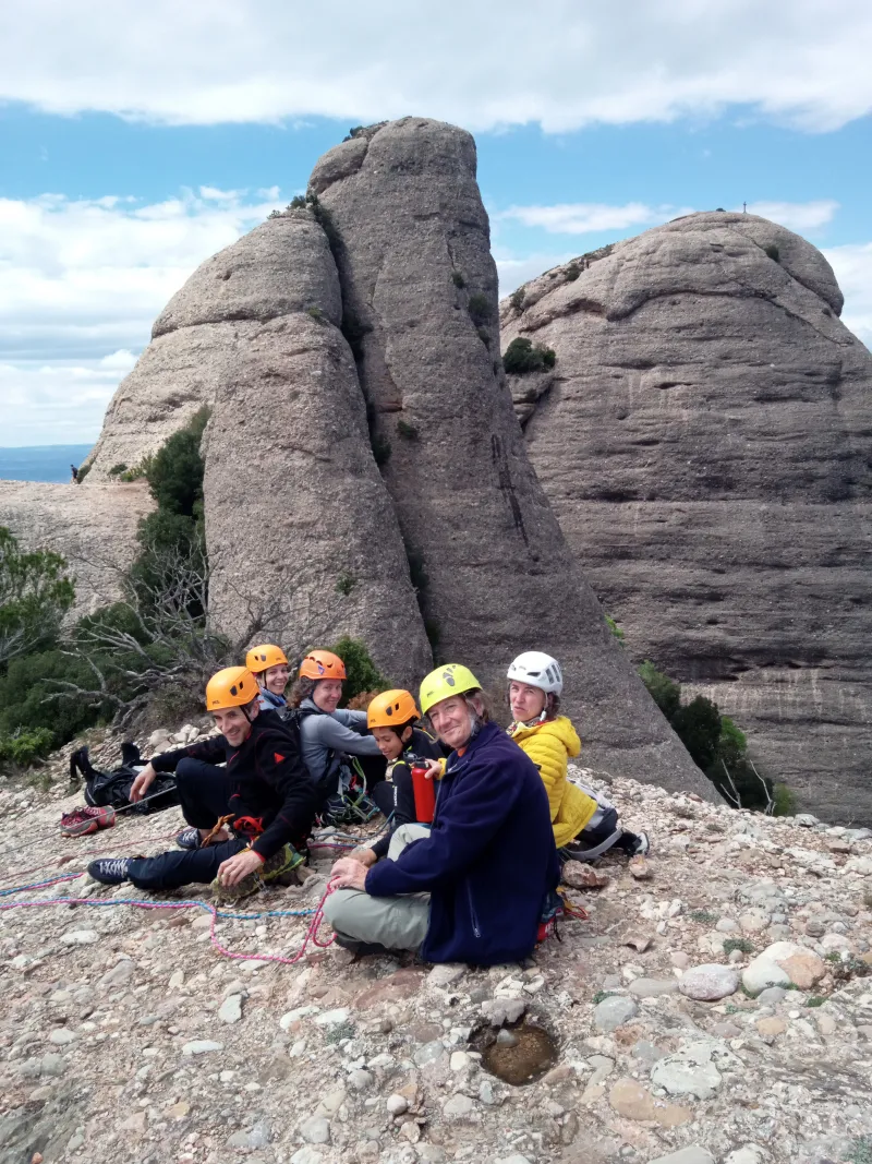 Montserrat Easy Climbing - Hiking group exploring